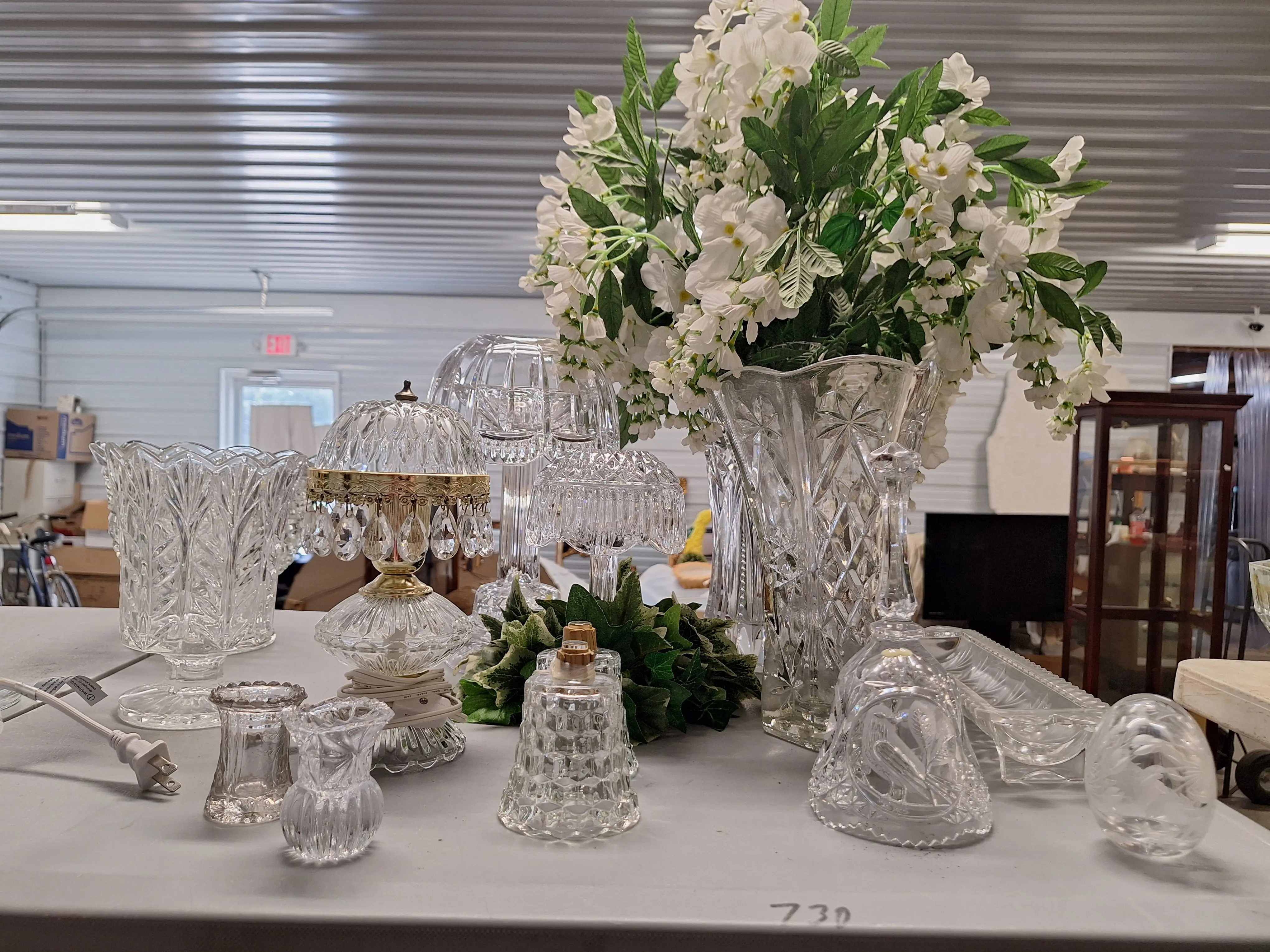 Live auction photo