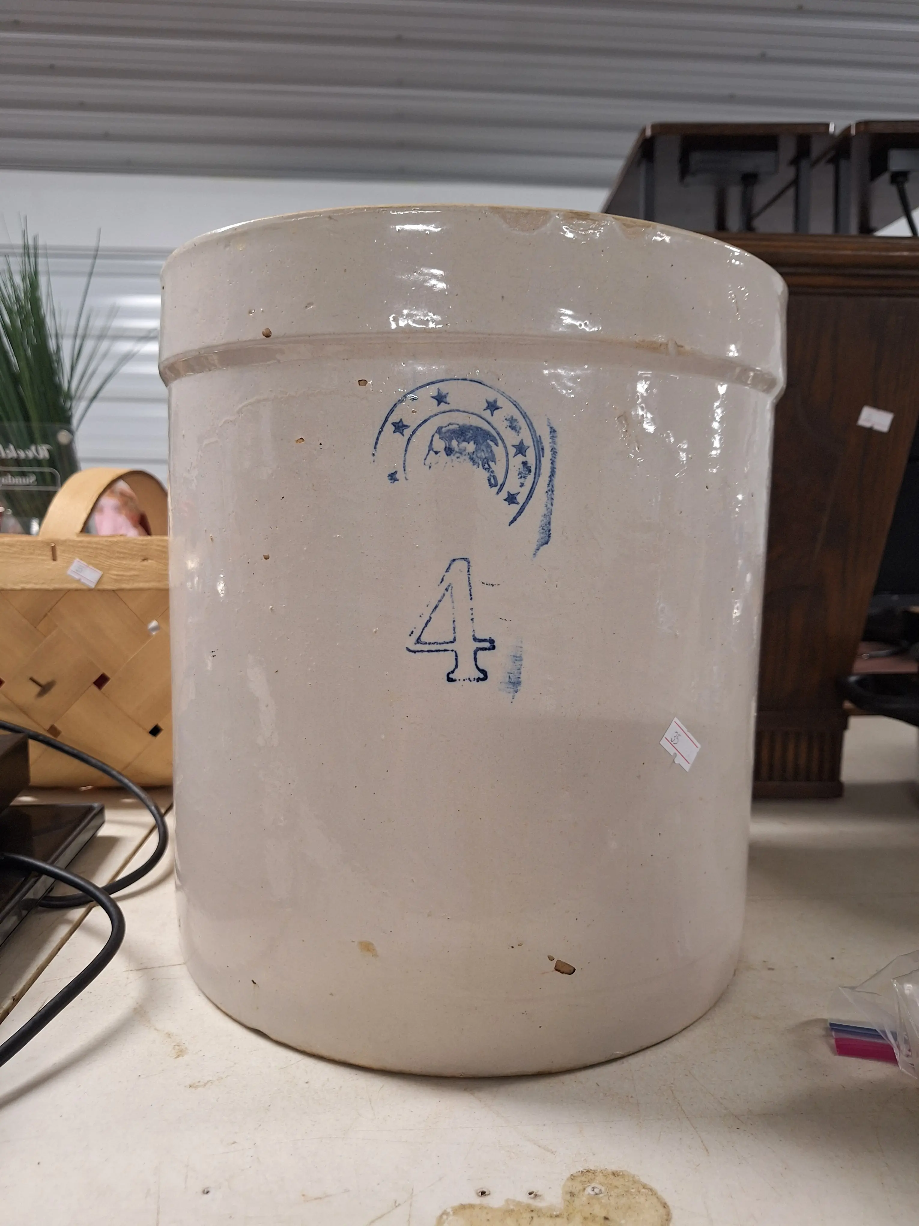 Live auction photo