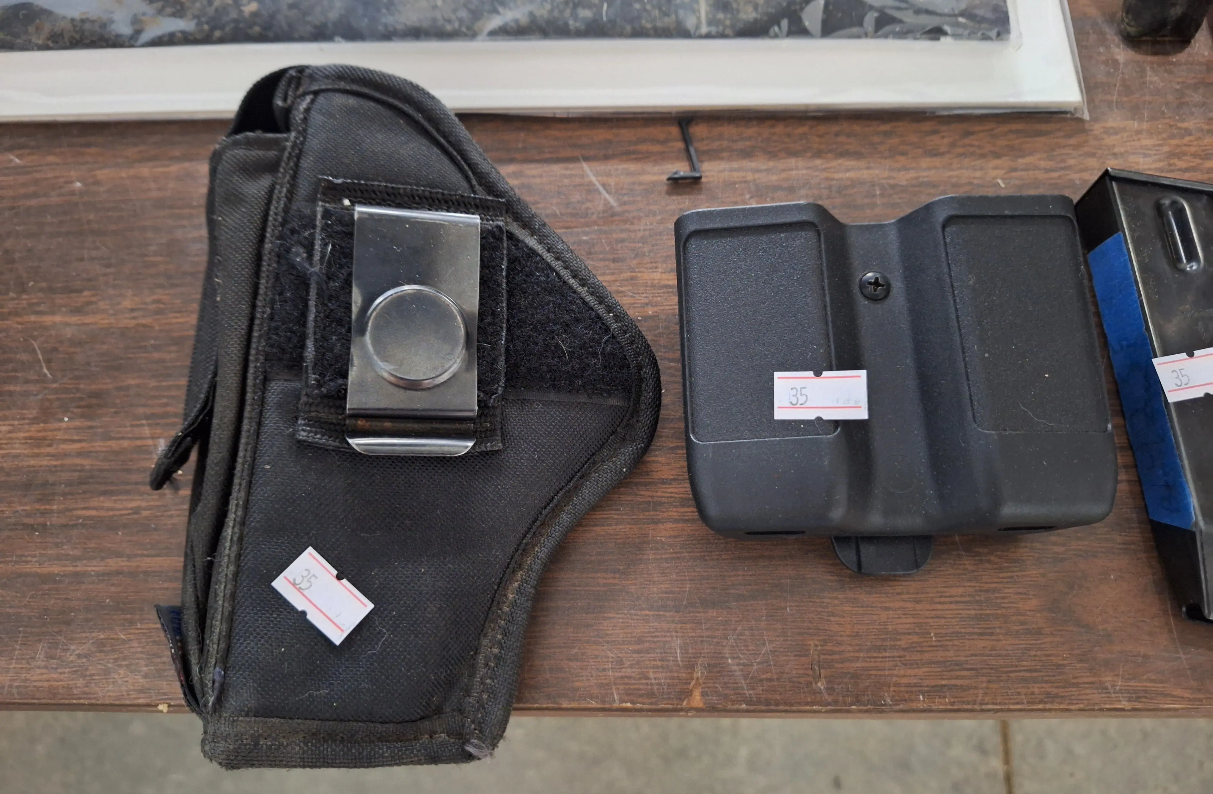 Live auction photo