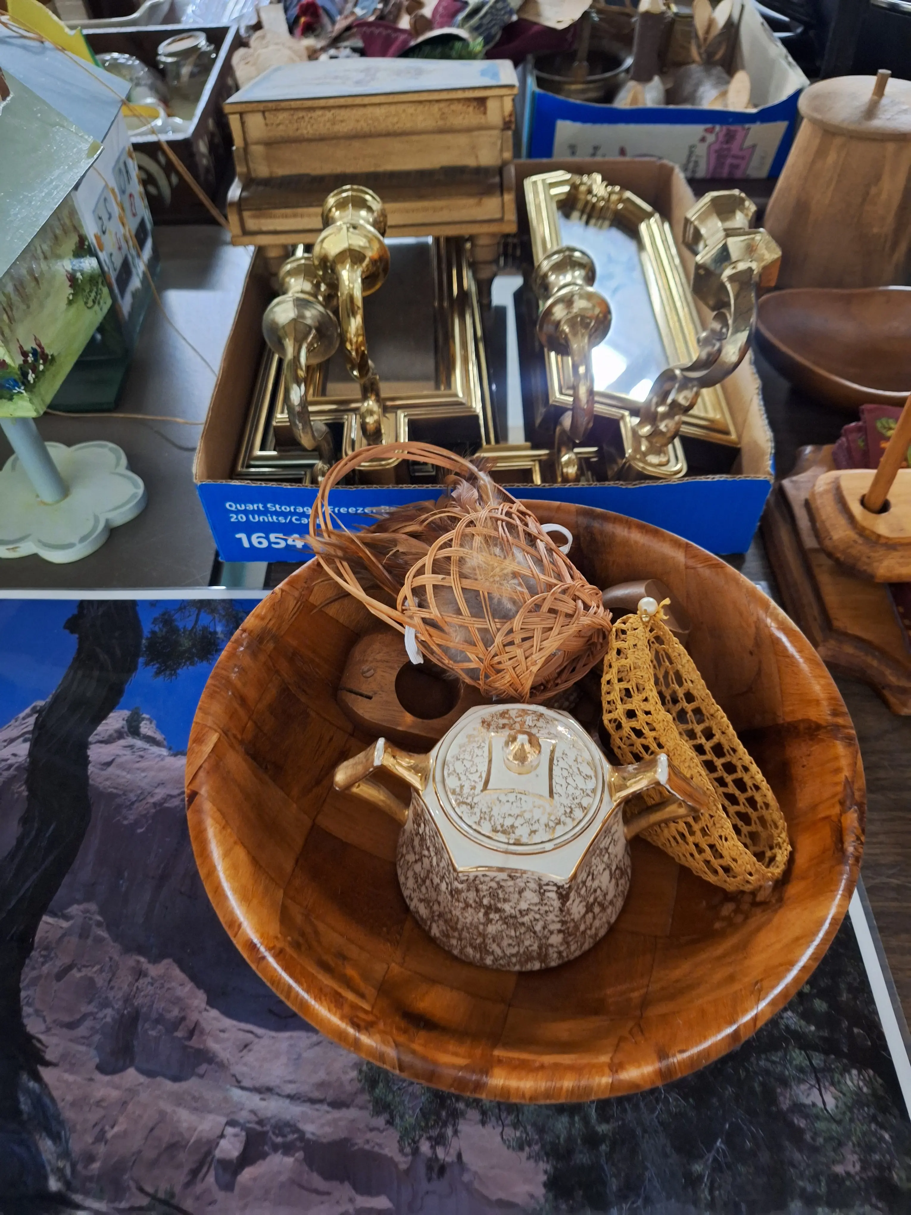 Live auction photo