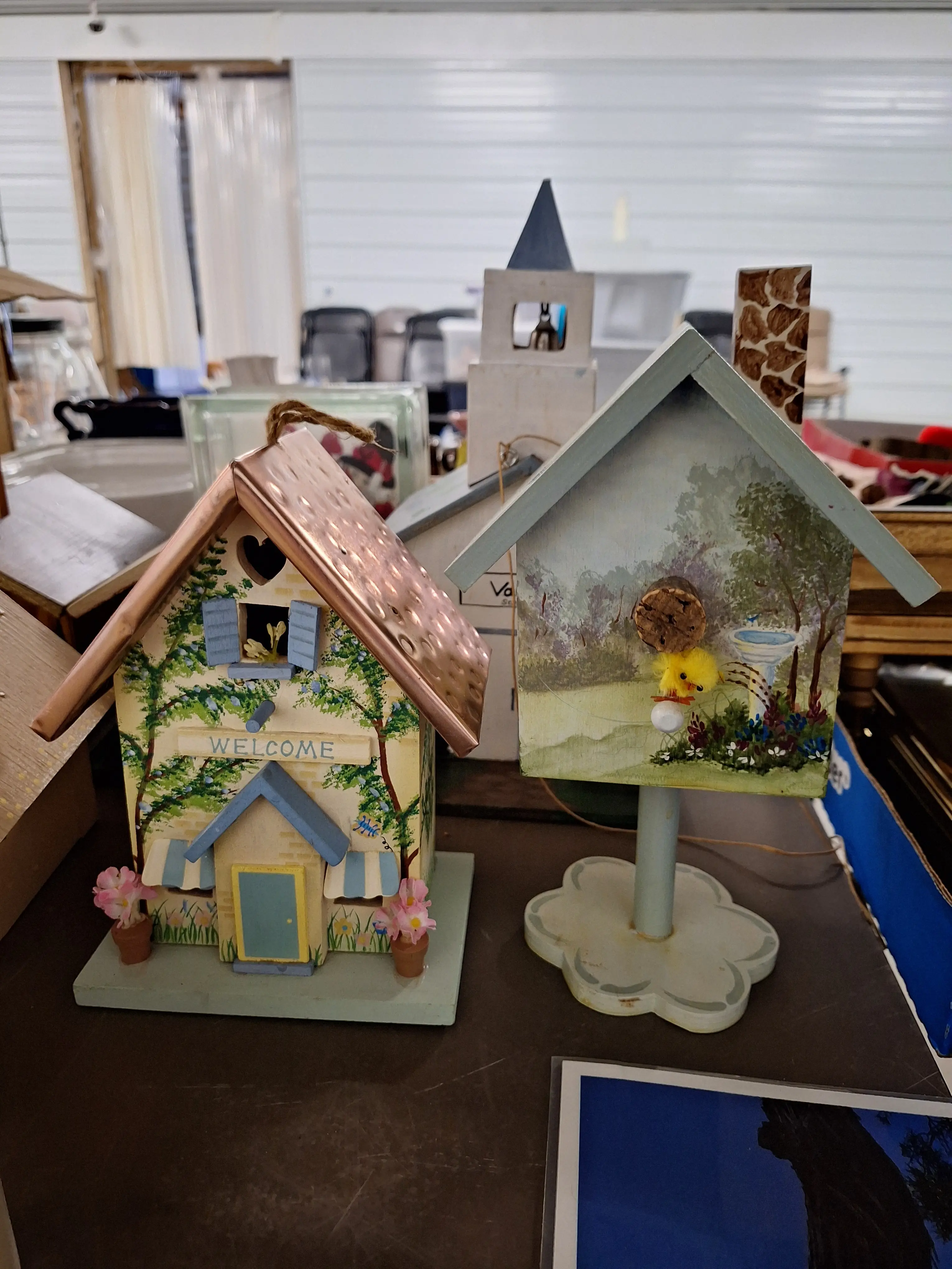 Live auction photo