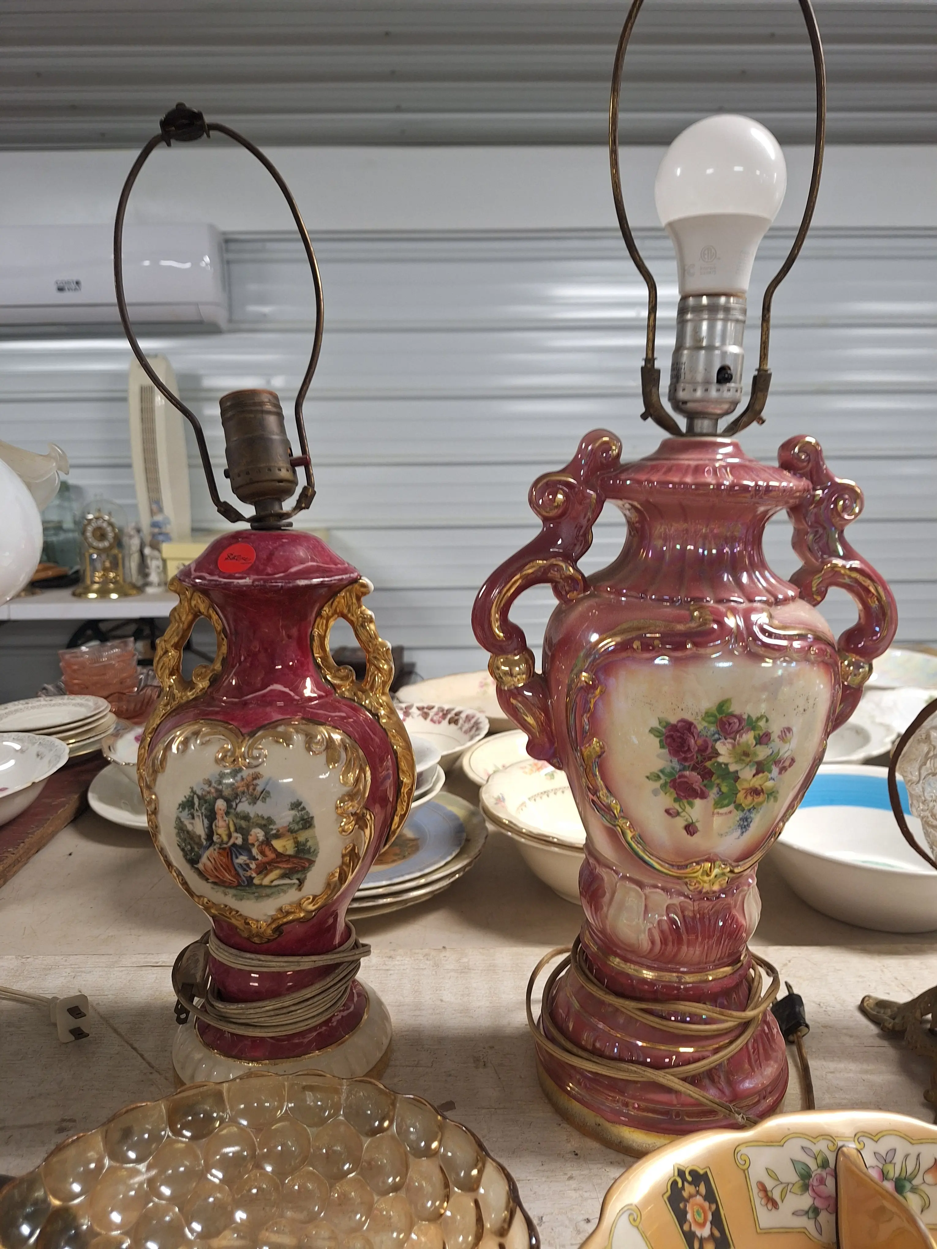 Live auction photo