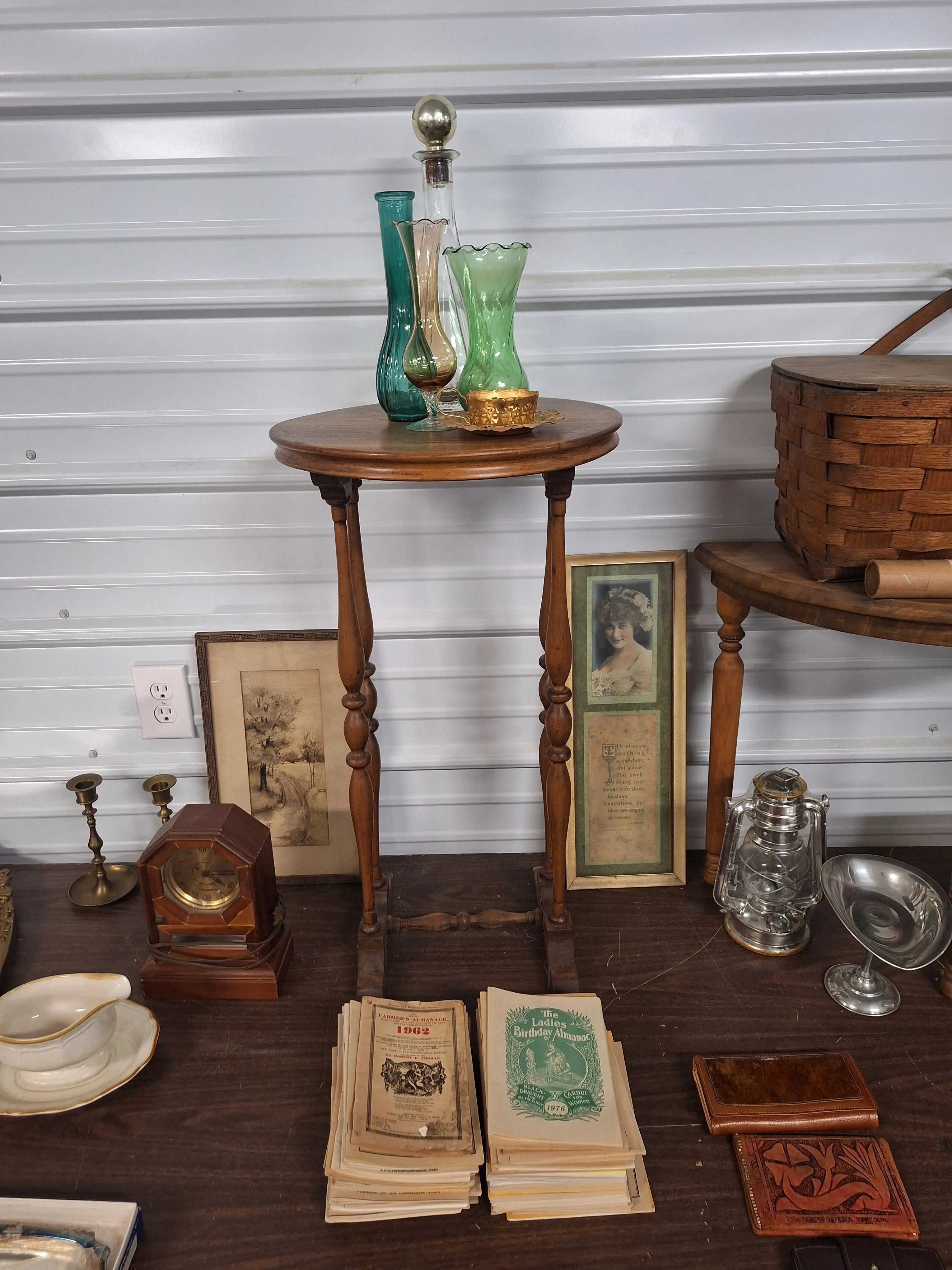 Live auction photo