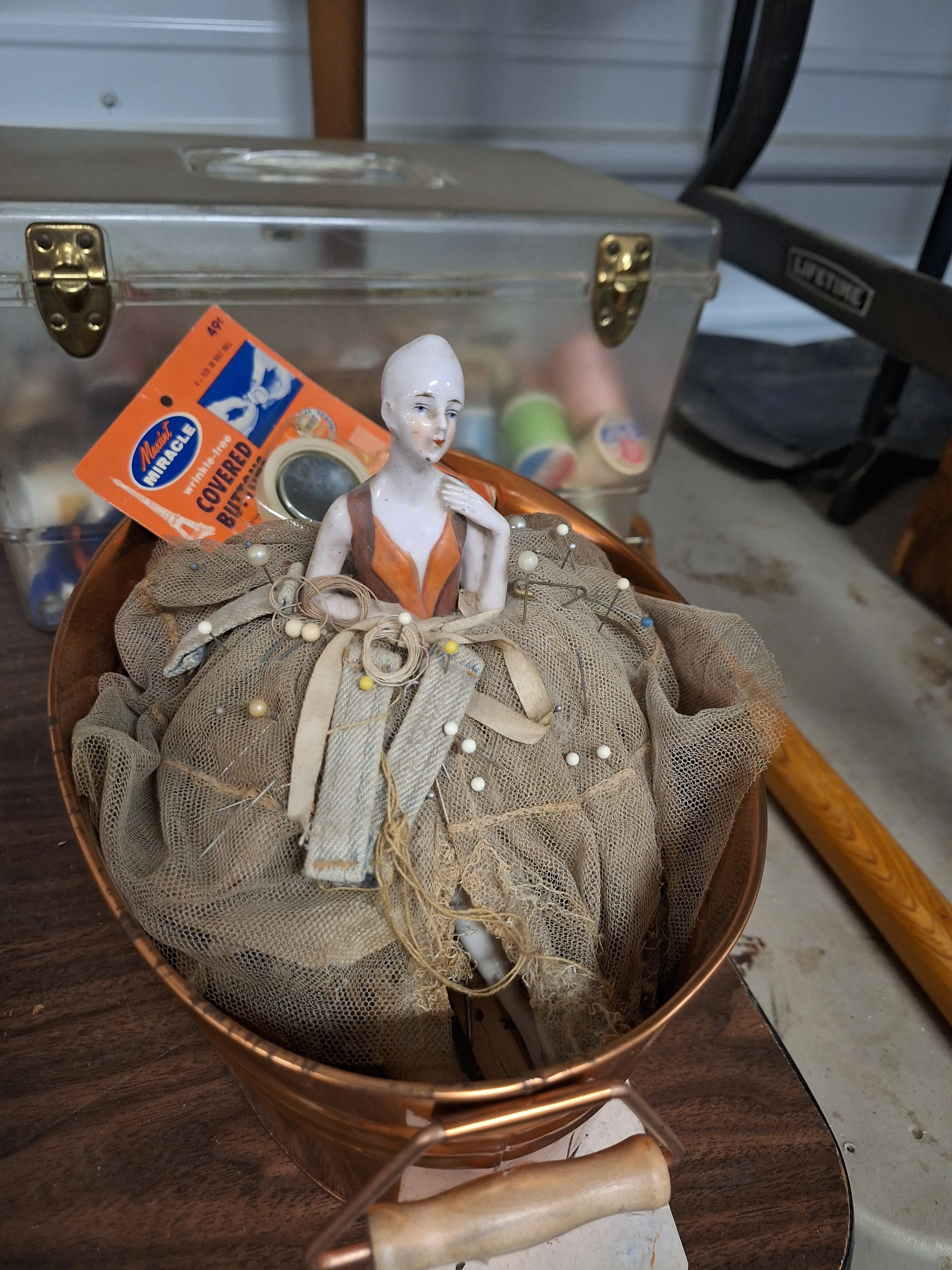 Live auction photo