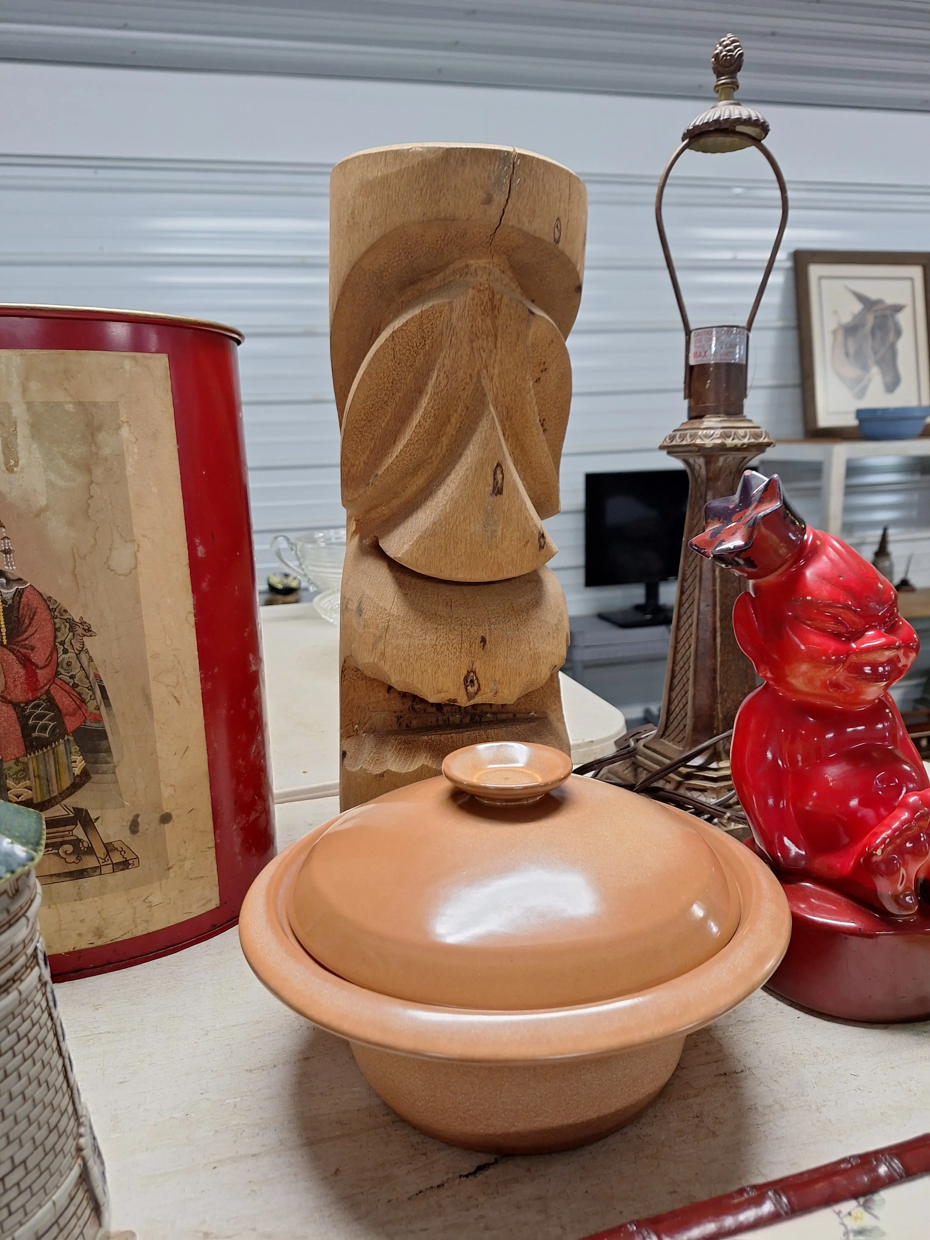 Live auction photo