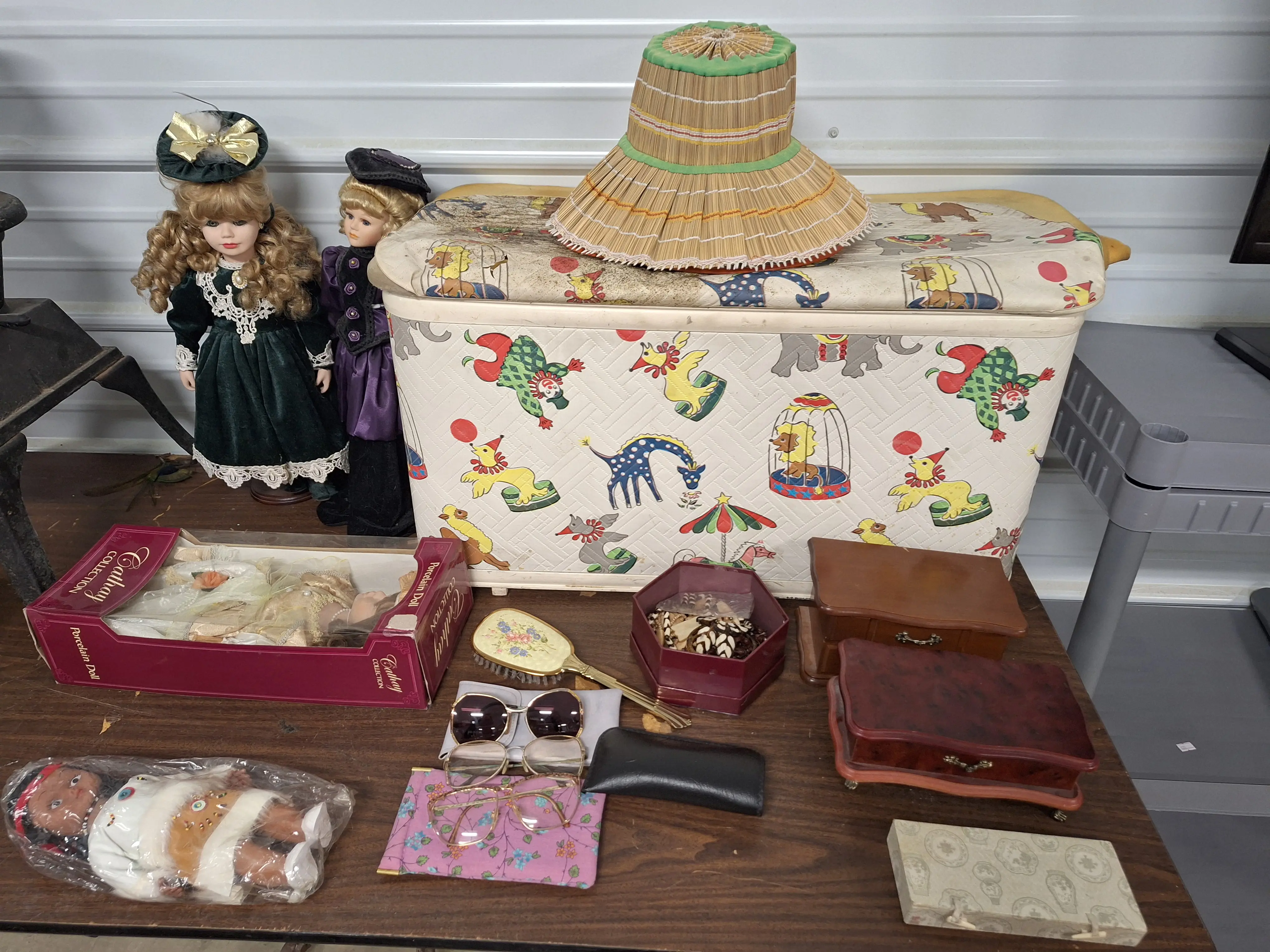 Live auction photo