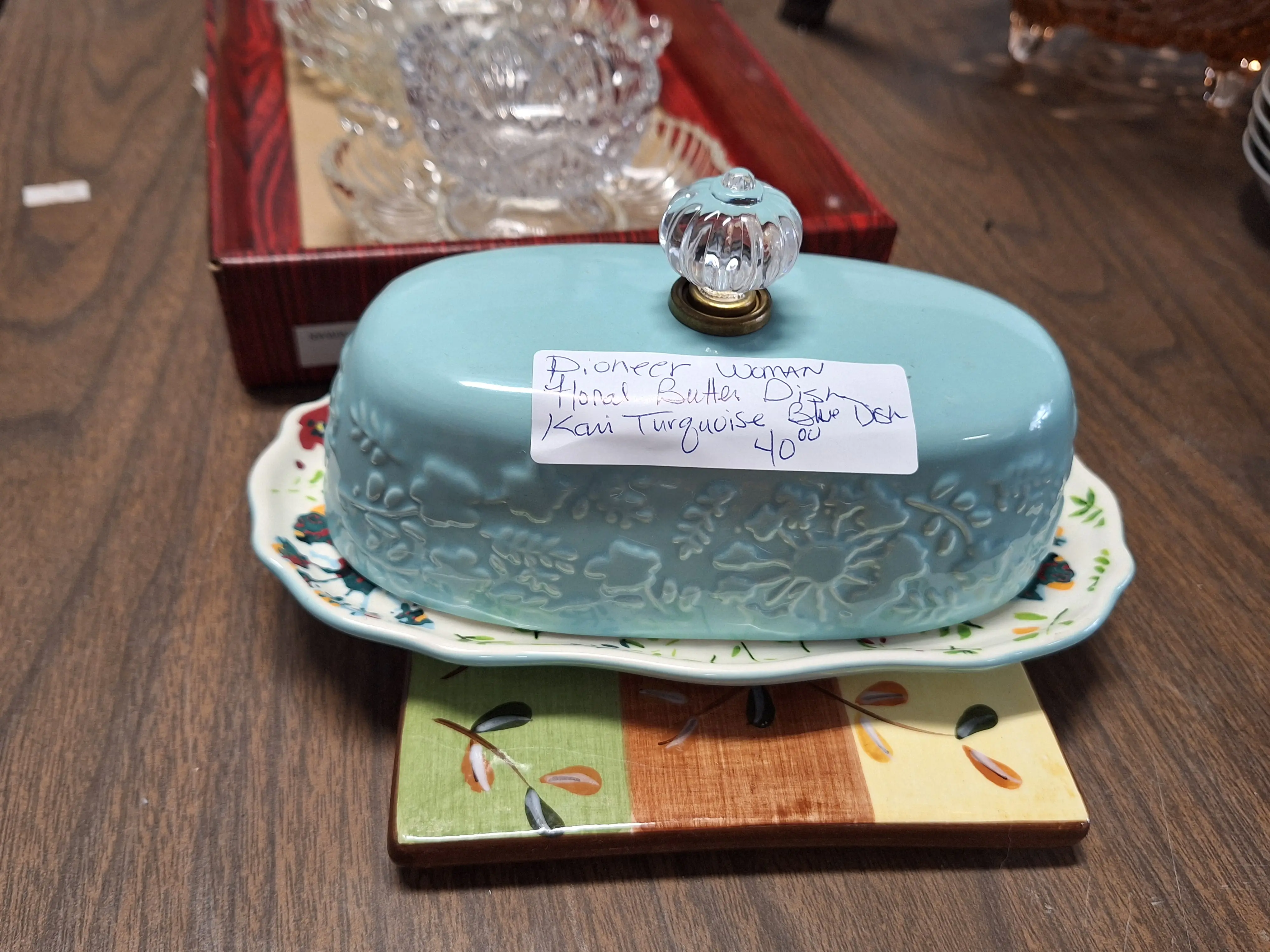 Live auction photo